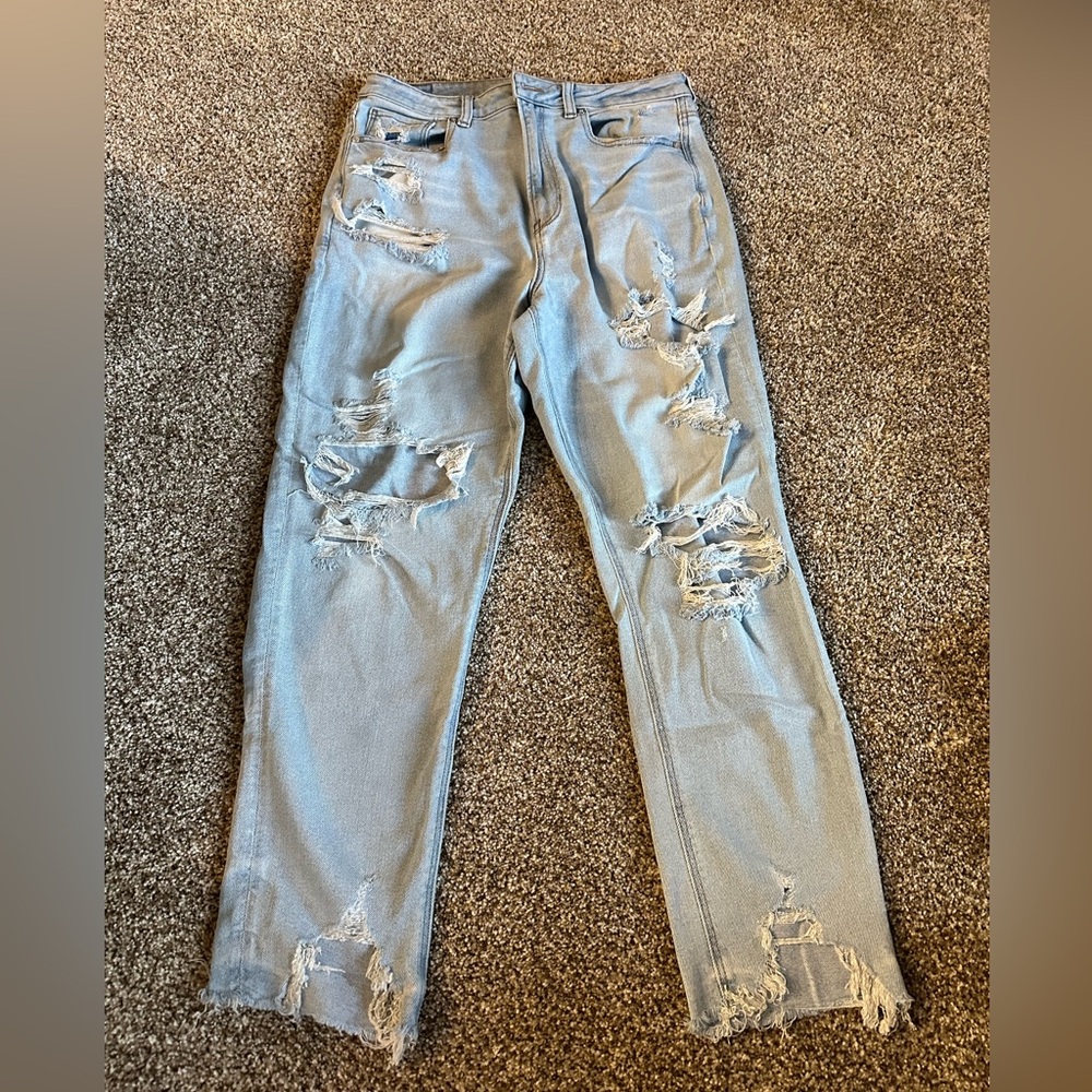 American Eagle Highest rise Mom Jeans
